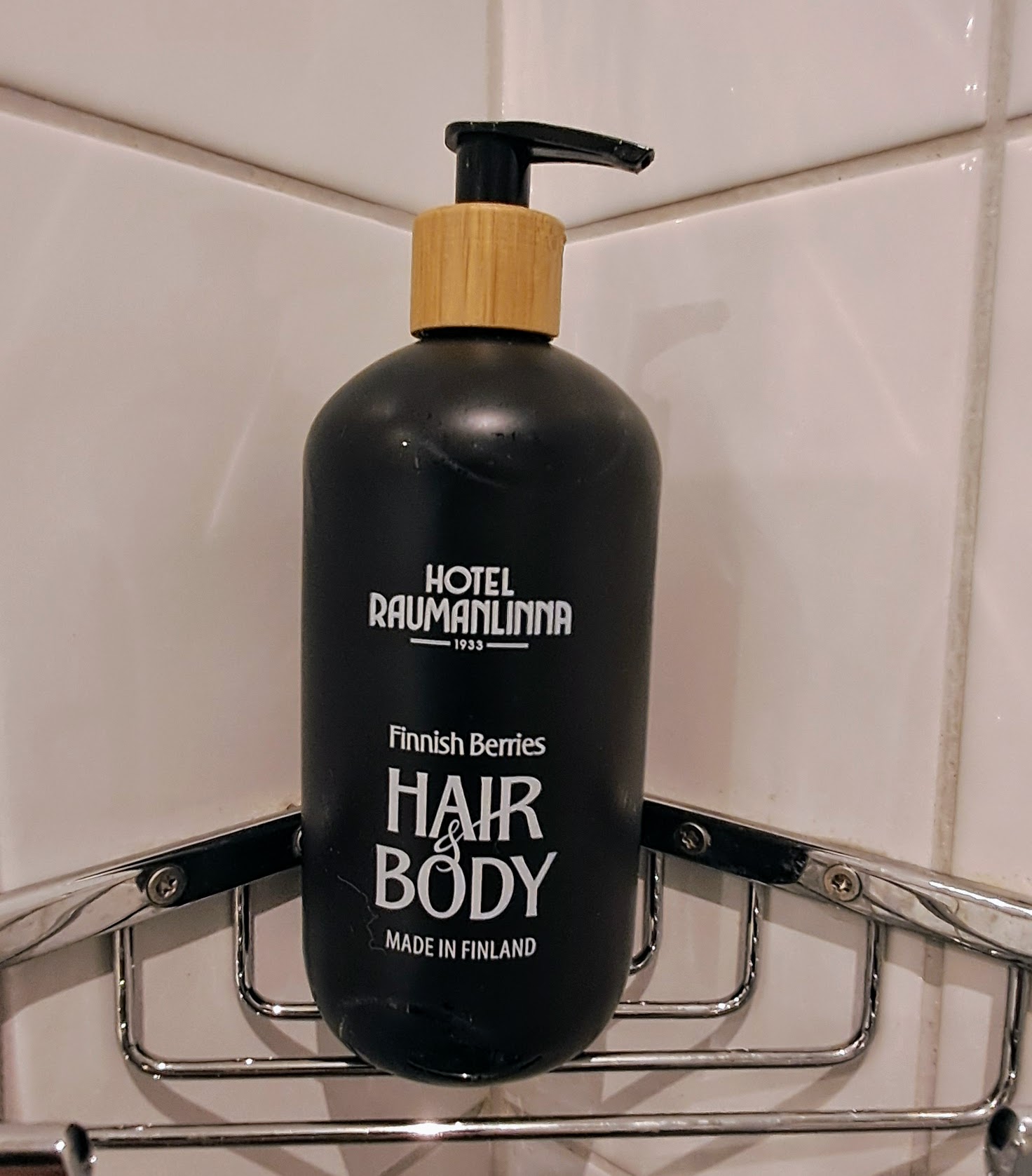 Shampoopullo. Made in Finland.